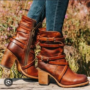 NEW Freebird Baker Cognac Boots NIB size 9